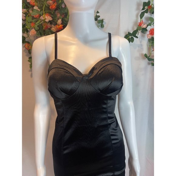 Talisa Bodycon Sweetheart Neckline Mini Dress - Black Size Large‎ RefFNB - Picture 4 of 9